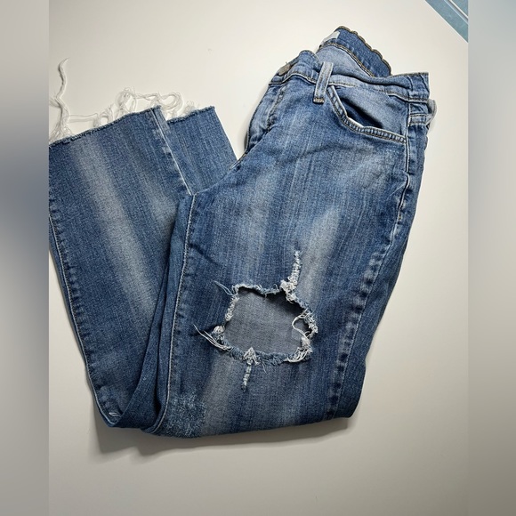 KanCan distressed jeans. Size 24 - Picture 5 of 7